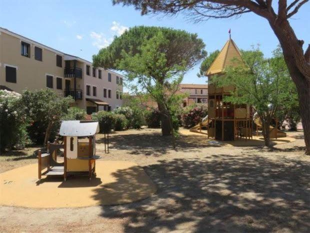 Appartement En Bord D'Etang Le Barcarès Dış mekan fotoğraf
